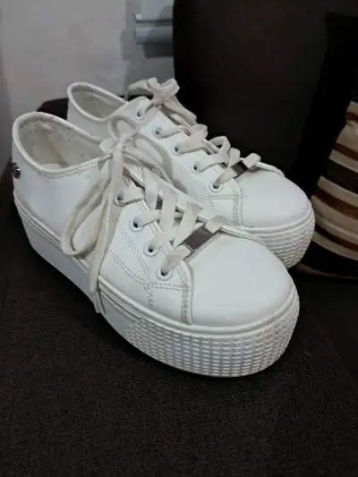 Zapatillas blancas plataforma - miniatura 1