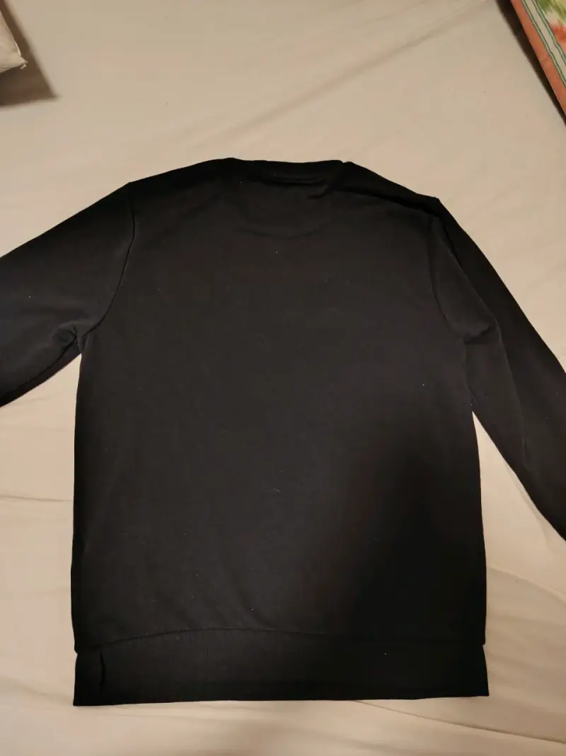 Polerón negro Guess talla m - 3