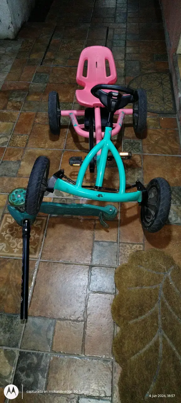 Kart para niños rosa y verde - 4