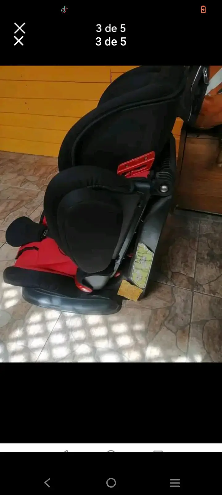 Silla de auto infantil roja - 2