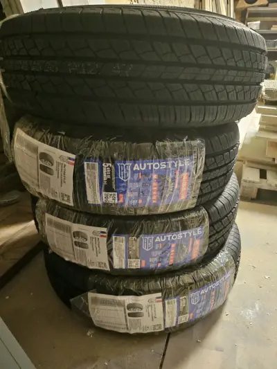 Neumáticos AutoStyle nuevos - miniatura 1