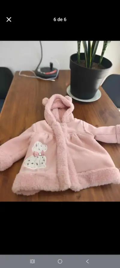 Abrigo rosado de bebé - miniatura 1