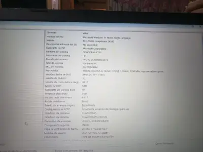 Laptop HP en buen estado - miniatura 3
