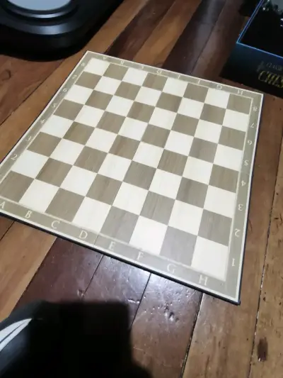 Juego de ajedrez clásico de madera - miniatura 6