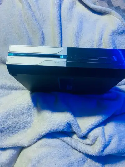 Consola de videojuegos igual permuto por una play4 - miniatura 1