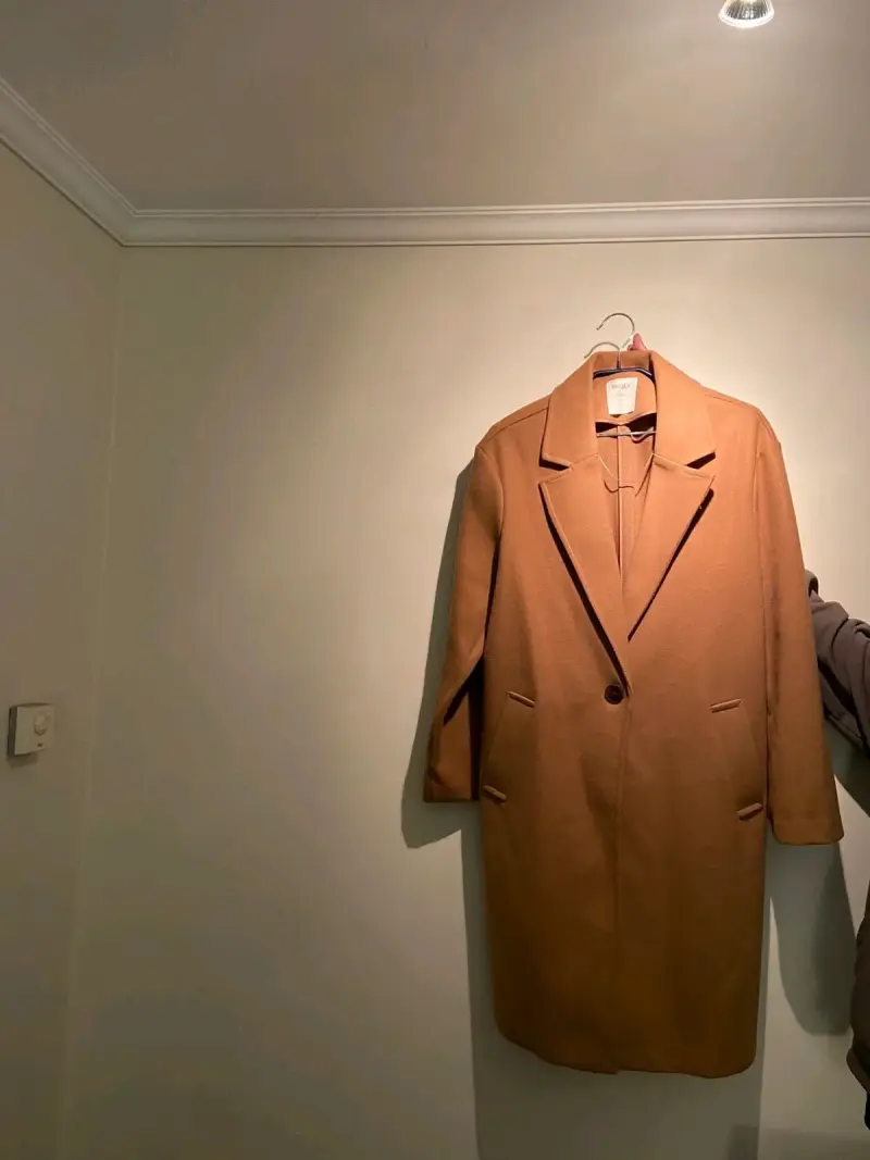 Abrigo camel para mujer - 1