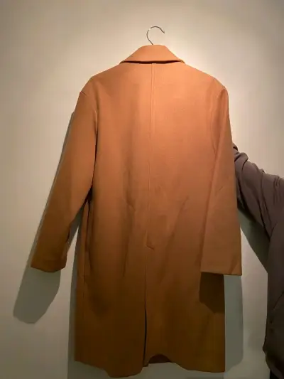 Abrigo camel para mujer - miniatura 2