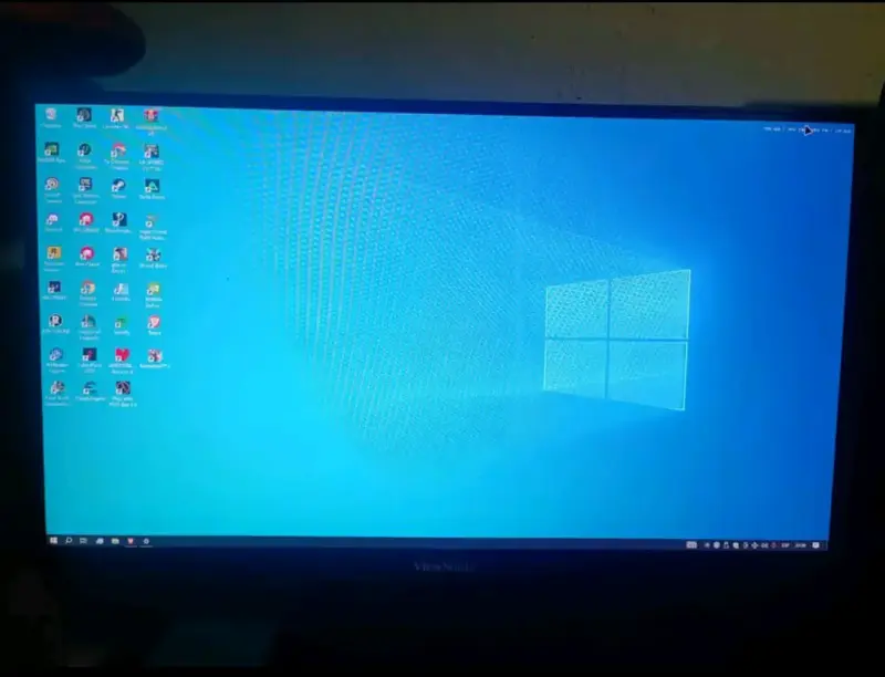 PC gamer con luces LED - 2