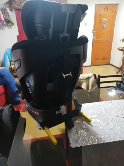 Silla de auto Bebesit Premium negra - miniatura 5