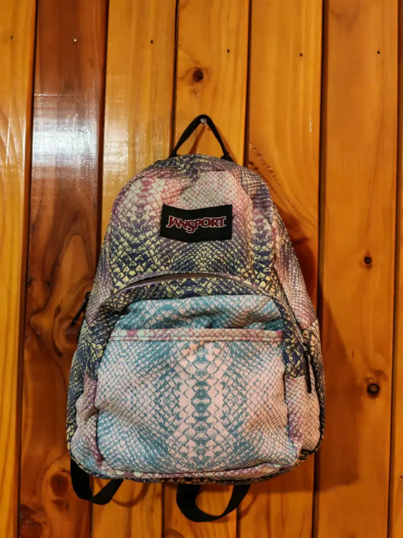 Mochila Jansport estampado serpiente - 1