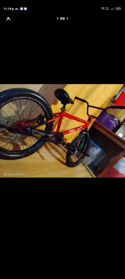 Bicicleta BMX freestyle - miniatura 1