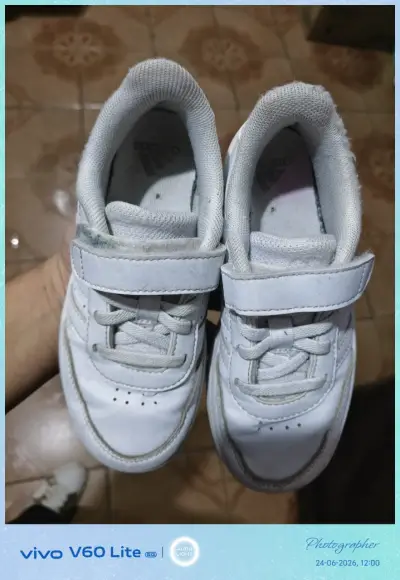 Zapatillas blancas para niñ@ - miniatura 1