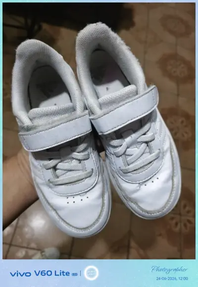 Zapatillas blancas para niñ@ - miniatura 3