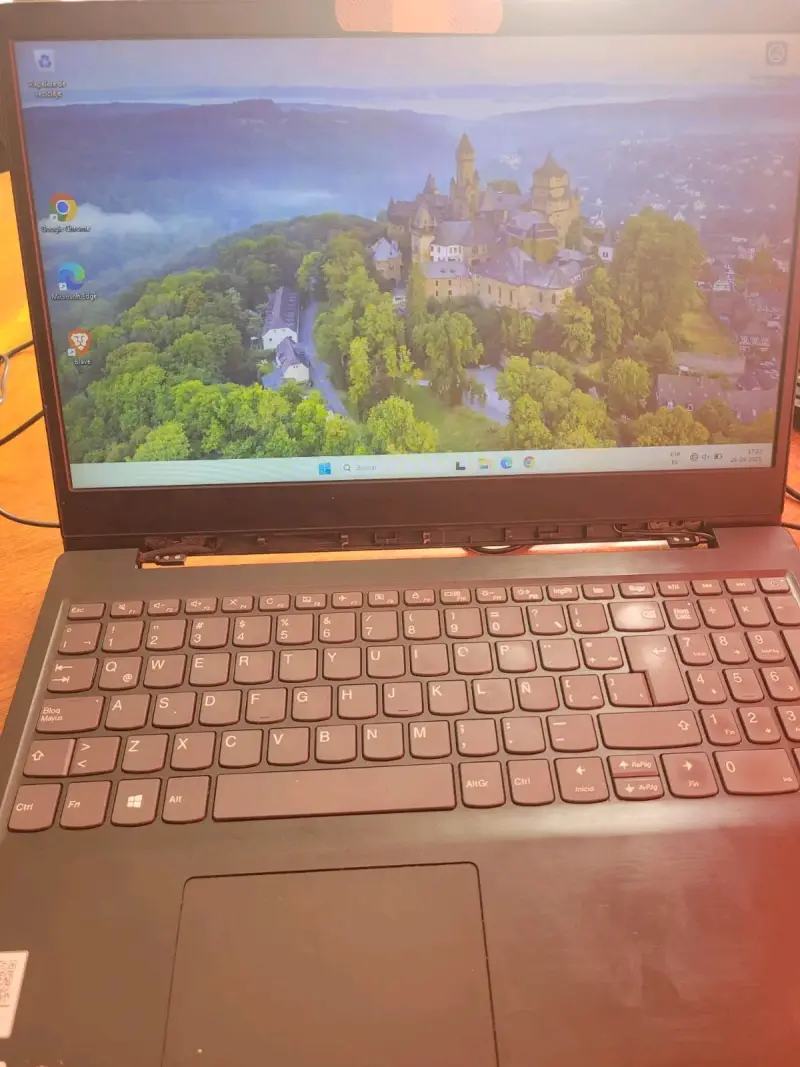 Notebook Lenovo - 4