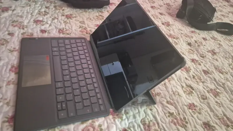 Lenovo Idea Tab Pro con teclado - 3