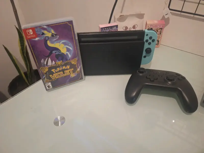 Nintendo Switch V2 - 1