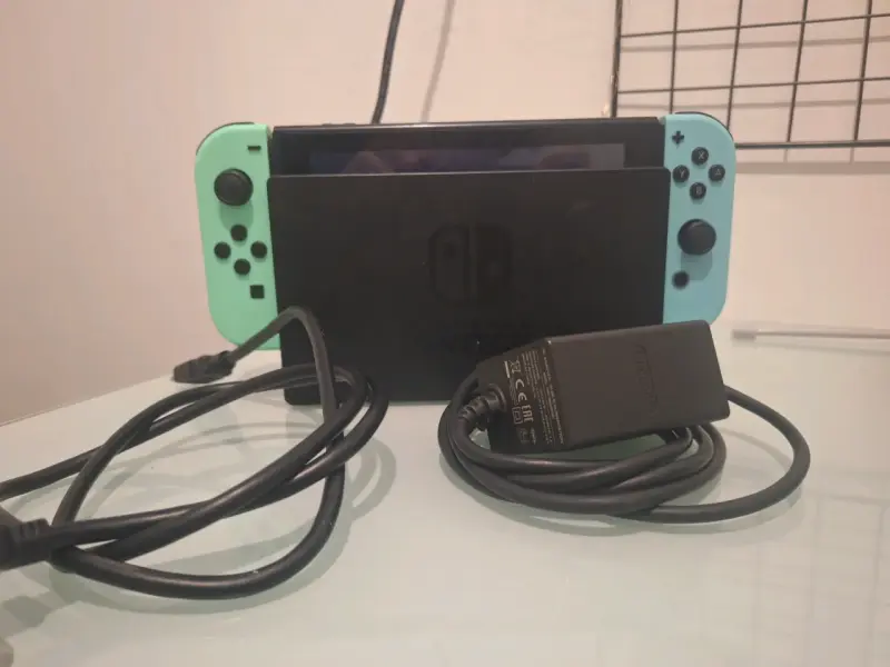 Nintendo Switch V2 - 2