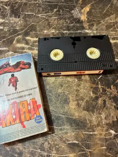 Cinta VHS de Akira subtitulada - miniatura 5