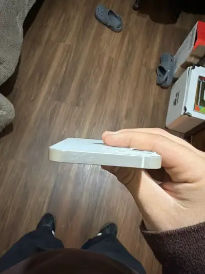 iPhone 13 - miniatura 4