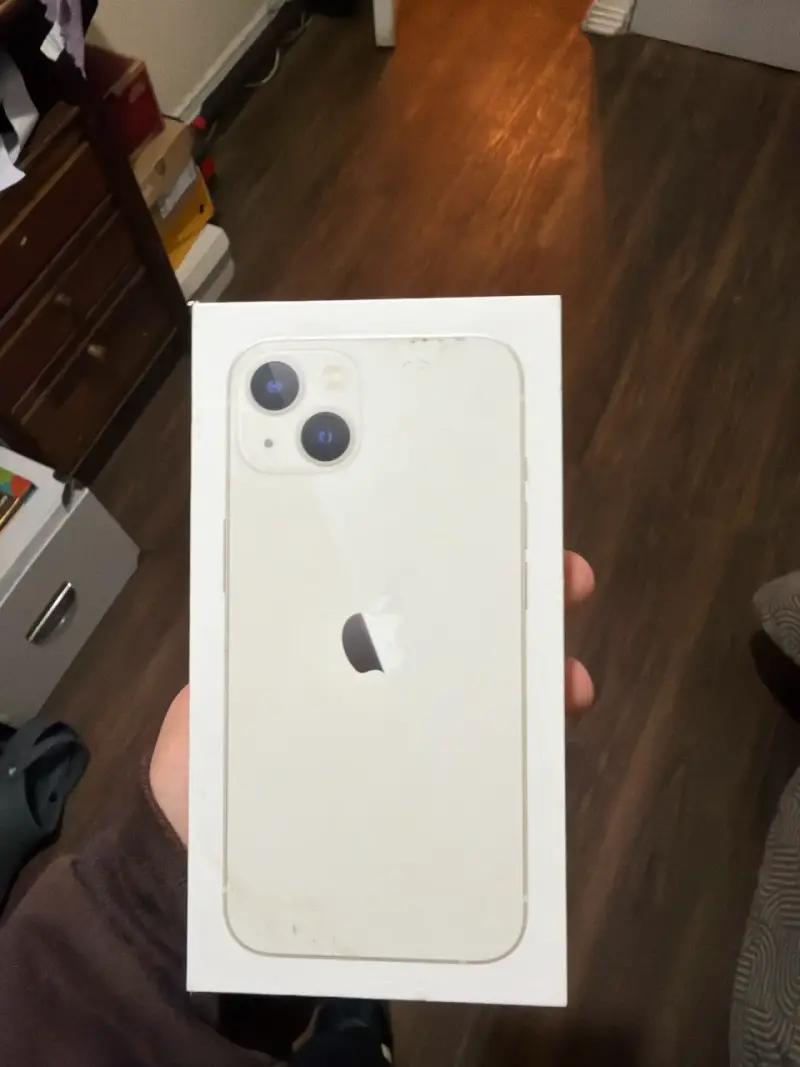 iPhone 13 - 6