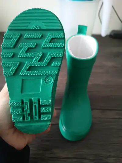 Botas de agua verdes infantiles - miniatura 1