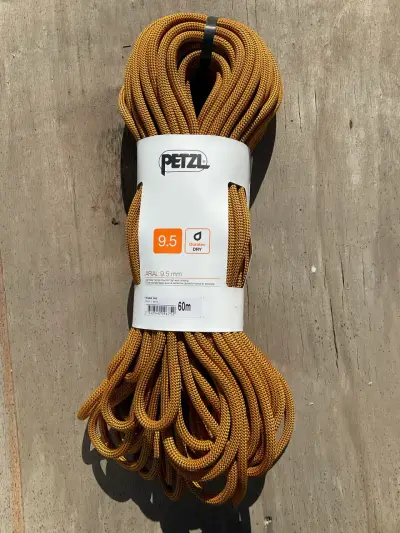 Cuerda de escalada Petzl 9.5mm - miniatura 1