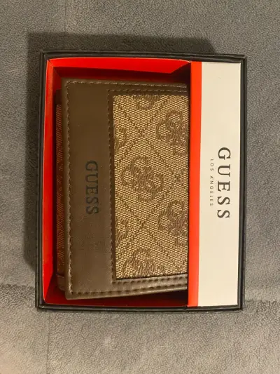 Billetera Guess café nueva - miniatura 1