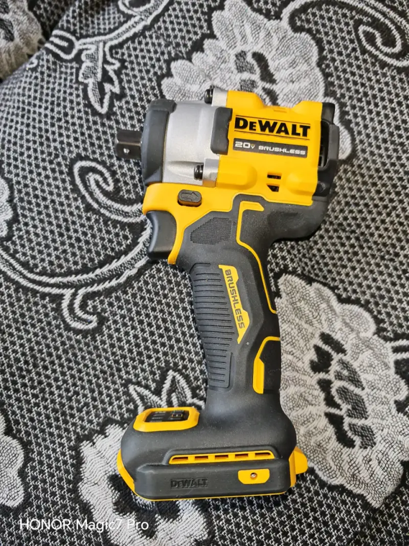 Llave de impacto inalámbrica Dewalt - 2