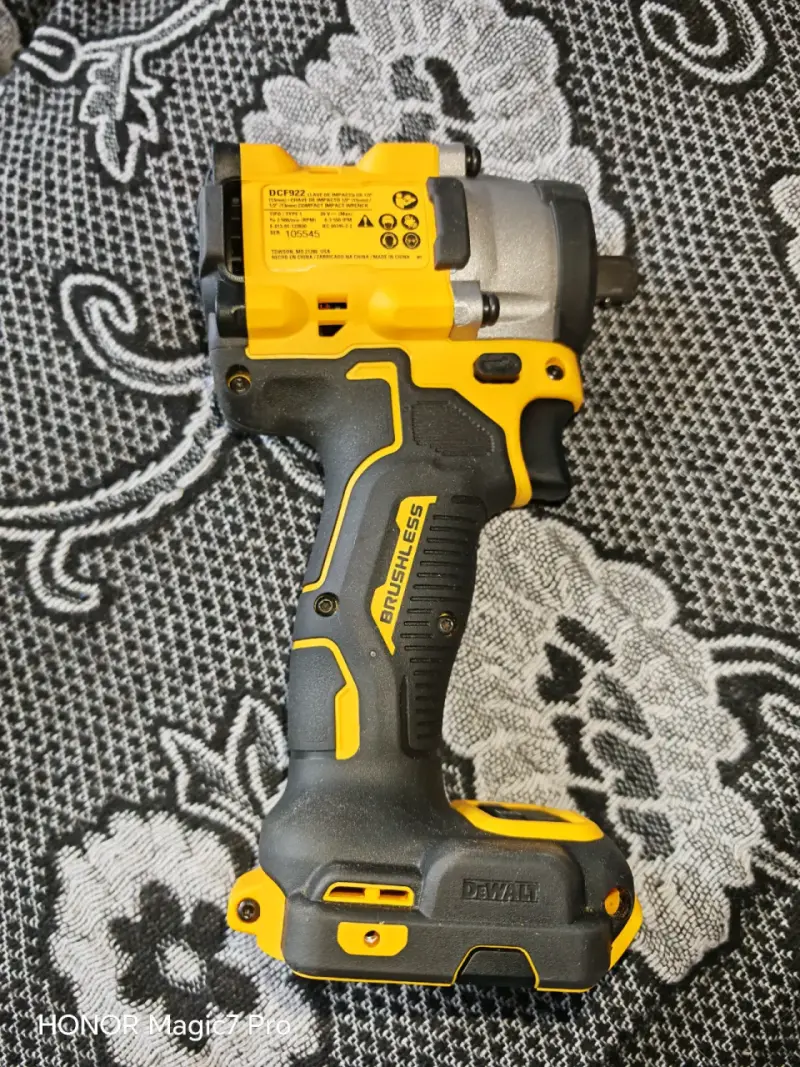 Llave de impacto inalámbrica Dewalt - 3