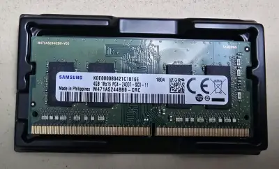 Memoria RAM Samsung 4GB 1Rx16 PC4 - miniatura 1
