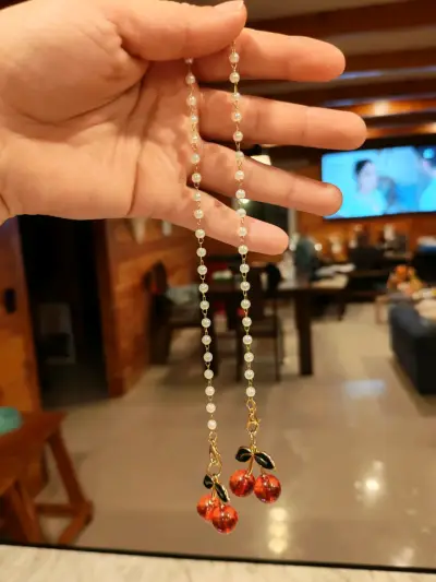 Collar de perlas con cerezas - miniatura 1