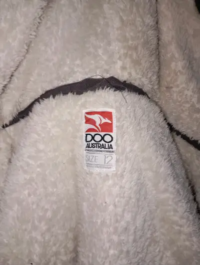 Chaqueta negra con interior de chiporro - miniatura 3