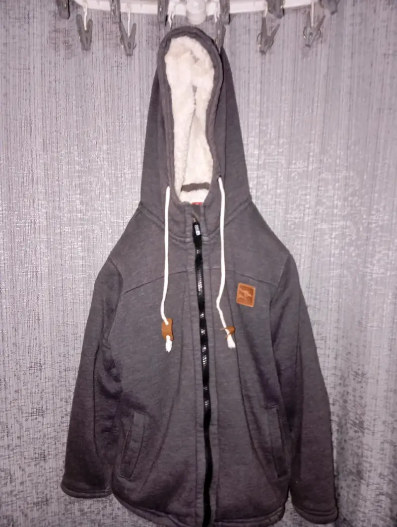 Chaqueta negra con interior de chiporro - 4