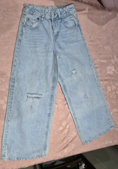 Jeans Niña usados excelente estado - miniatura 2