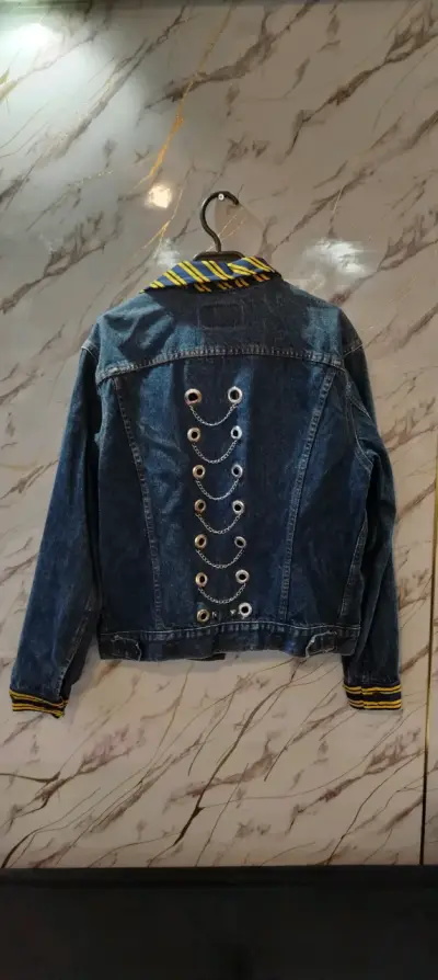 Chaqueta de mezclilla marca levis - miniatura 2