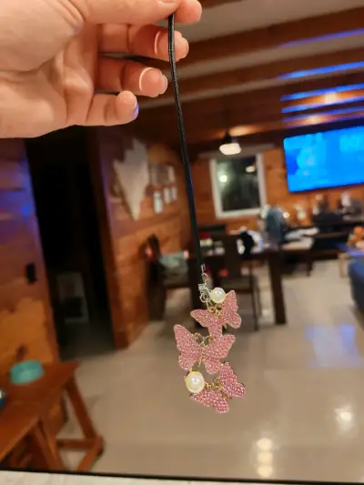 Collar con colgante de mariposas - miniatura 1