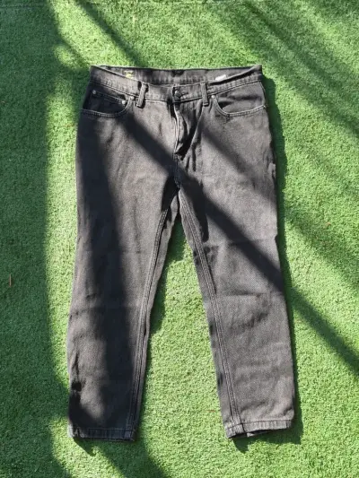 Jeans azul clásico - miniatura 3