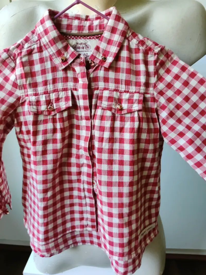 Camisa a cuadros roja y blanca - 3