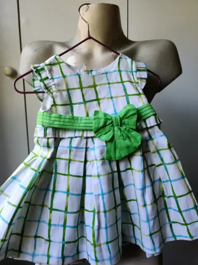 Vestido infantil cuadros verde y azul - miniatura 1