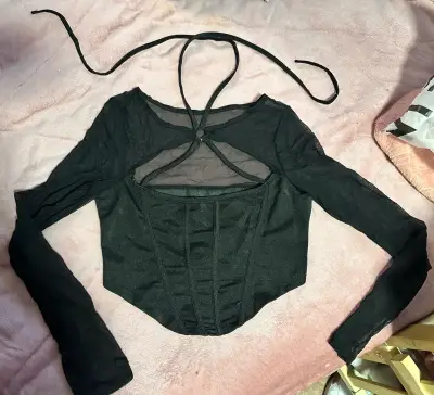 Top negro con diseño corsé Shein - miniatura 1