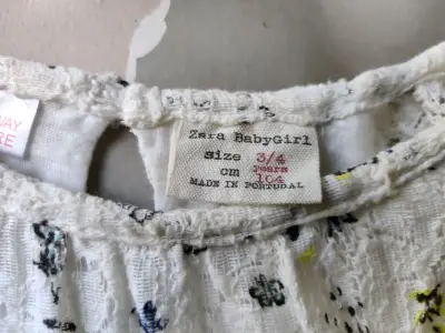 Vestido blanco floral - miniatura 5