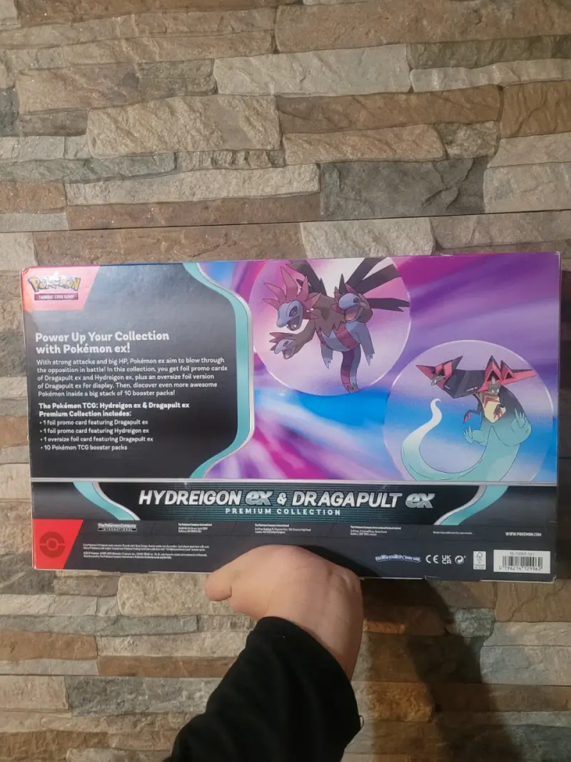 Caja Premium Pokémon Dragapult EX - 2