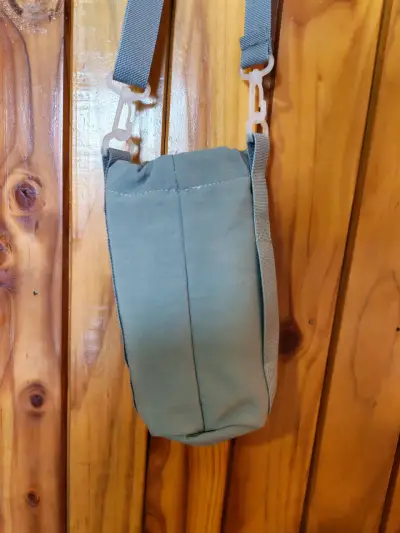 Bolso bandolera gris compacto - miniatura 3