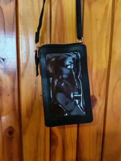 Cartera negra pequeña - miniatura 3