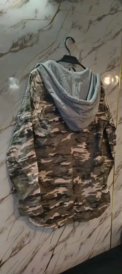Chaqueta militar verde mujer - miniatura 3