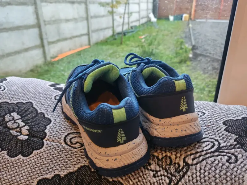 Zapatillas outdoor azul oscuro - 2