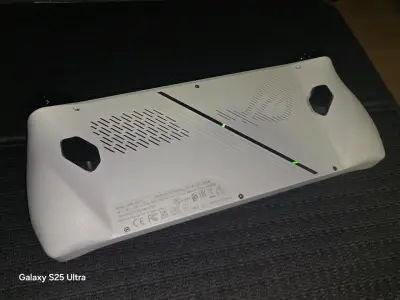 CONSOLA ROG ALLY ASUS WHITE RC71L EXTREME - miniatura 3