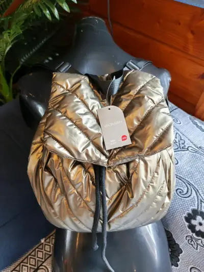 Mochila  acolchada dorada mujer - miniatura 1