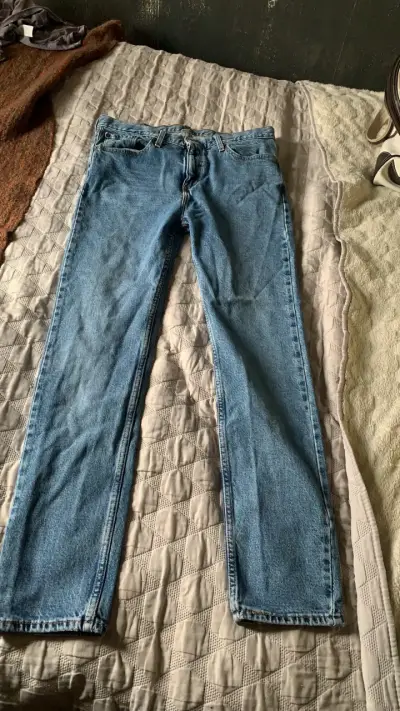 Jeans levis celestes - miniatura 1