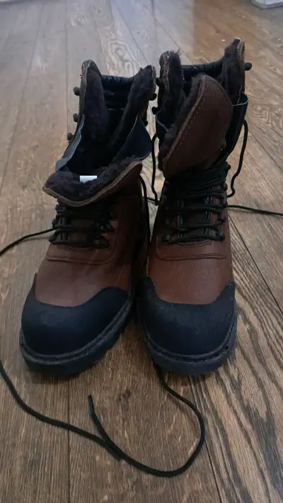 Botas de seguridad talla 40 Defender - miniatura 1